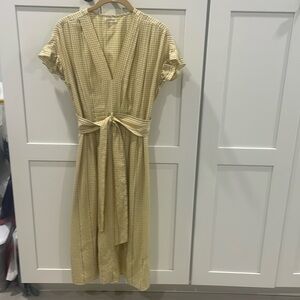 Max Studio yellow checked dress, sz sm-med, attached belt, hits below knee